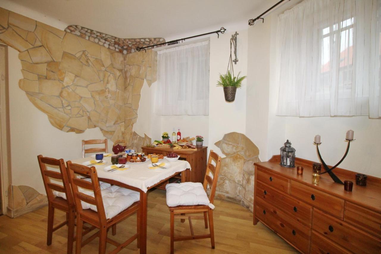 Cosy Castle Apartment ブダペスト エクステリア 写真