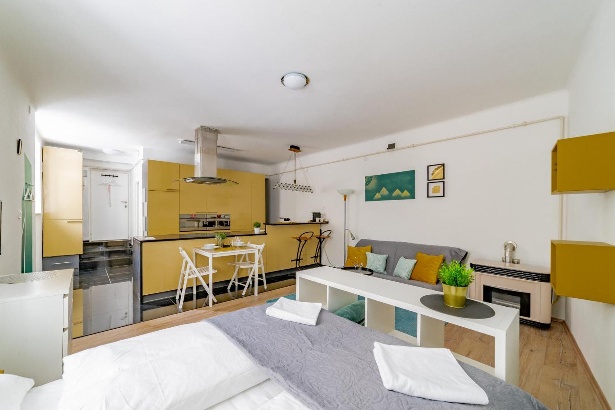 Cosy Castle Apartment ブダペスト エクステリア 写真