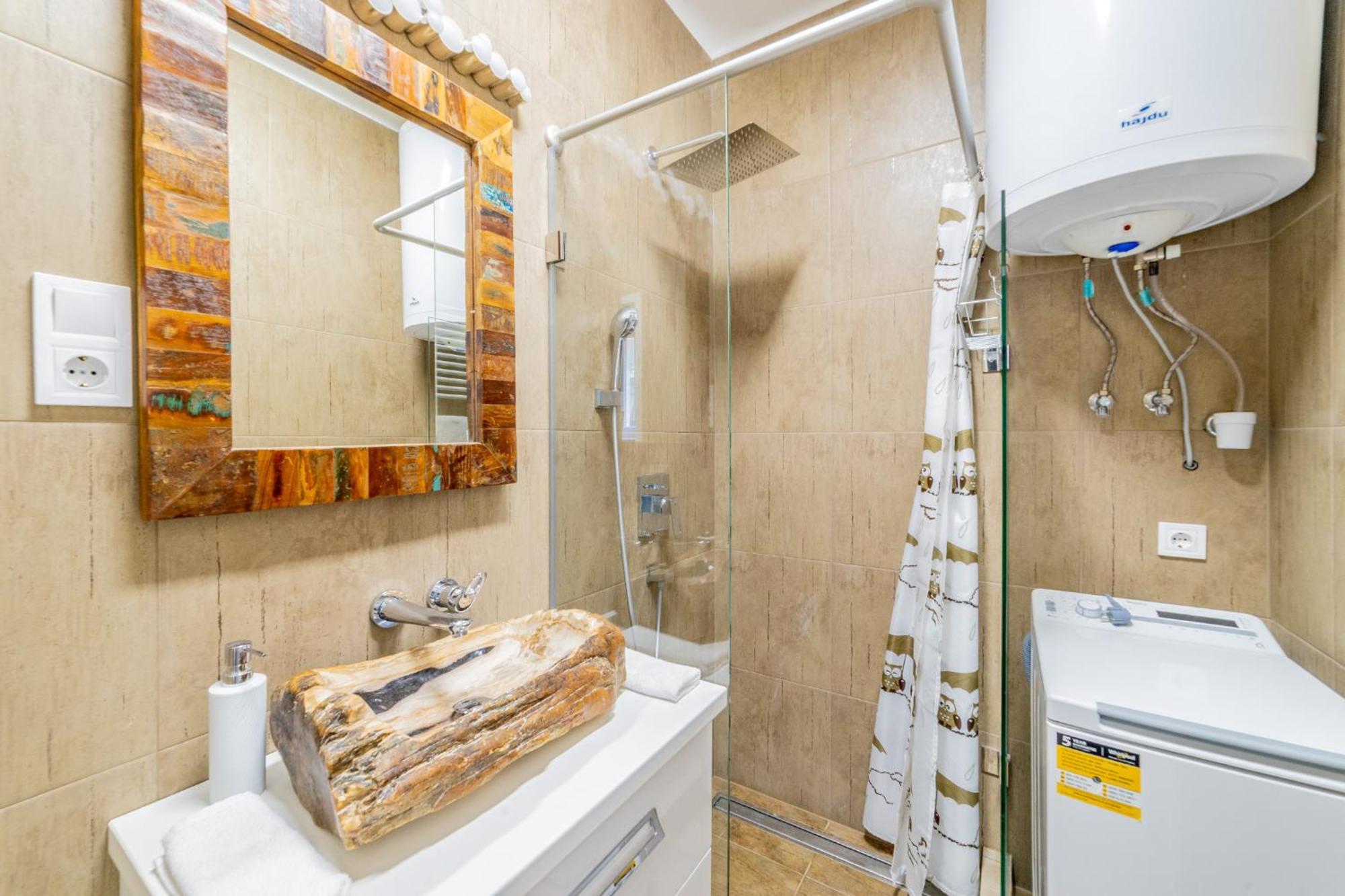 Cosy Castle Apartment ブダペスト エクステリア 写真