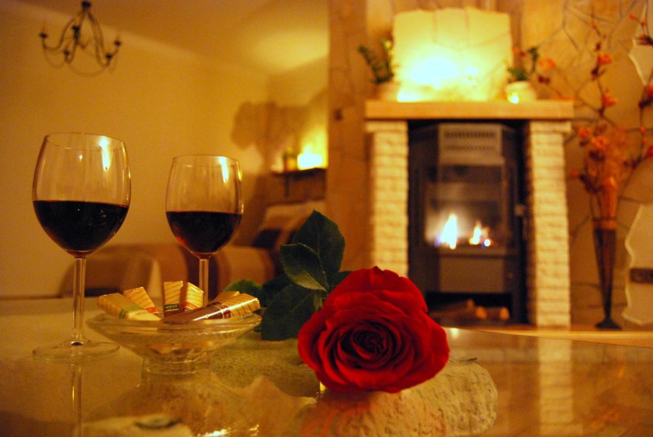 Cosy Castle Apartment ブダペスト エクステリア 写真